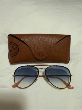 Ray-Ban Aviator Sunglasses with Blue Gradient Lenses and Brown Case